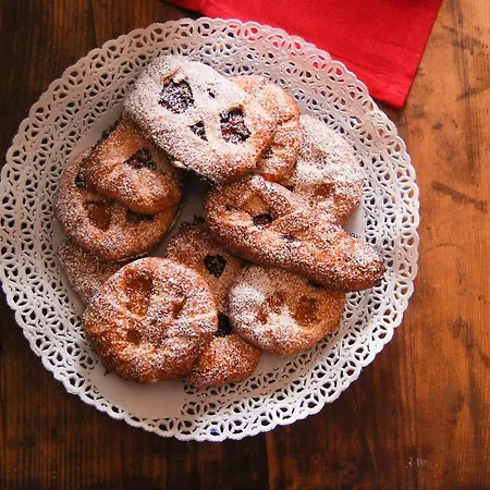 A Casa Di Lola Bed & Breakfast 4*